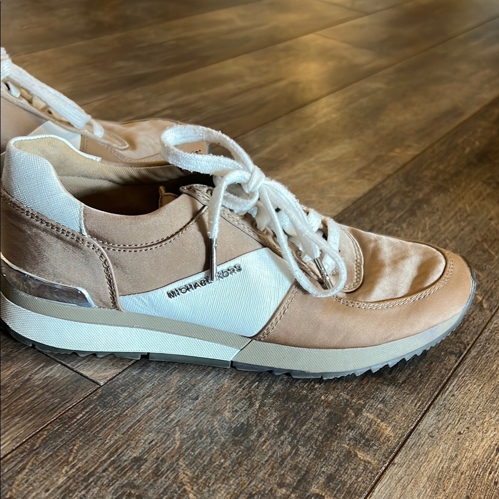 Michael Kors White and Brown Casual Sneakers - Picture 6 of 10